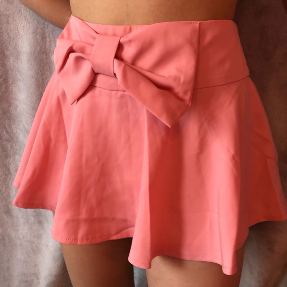 Shorts - Picture 5 of 9